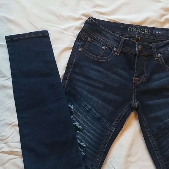 Jeans - Picture 2 of 5